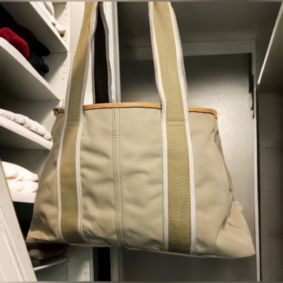 Coach Vintage Hampton Tote Handbag | Y2K Nylon & Leather | Authentic - Picture 3 of 11